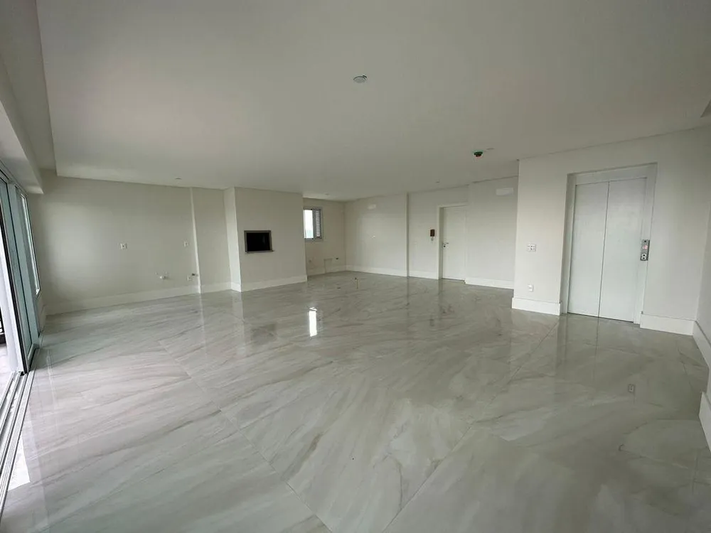Apartamento, 5 quartos, 230 m² - Foto 1