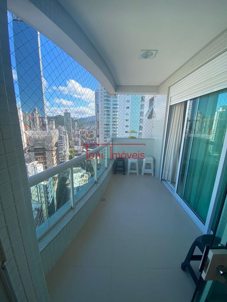 Apartamento, 3 quartos, 140 m² - Foto 2