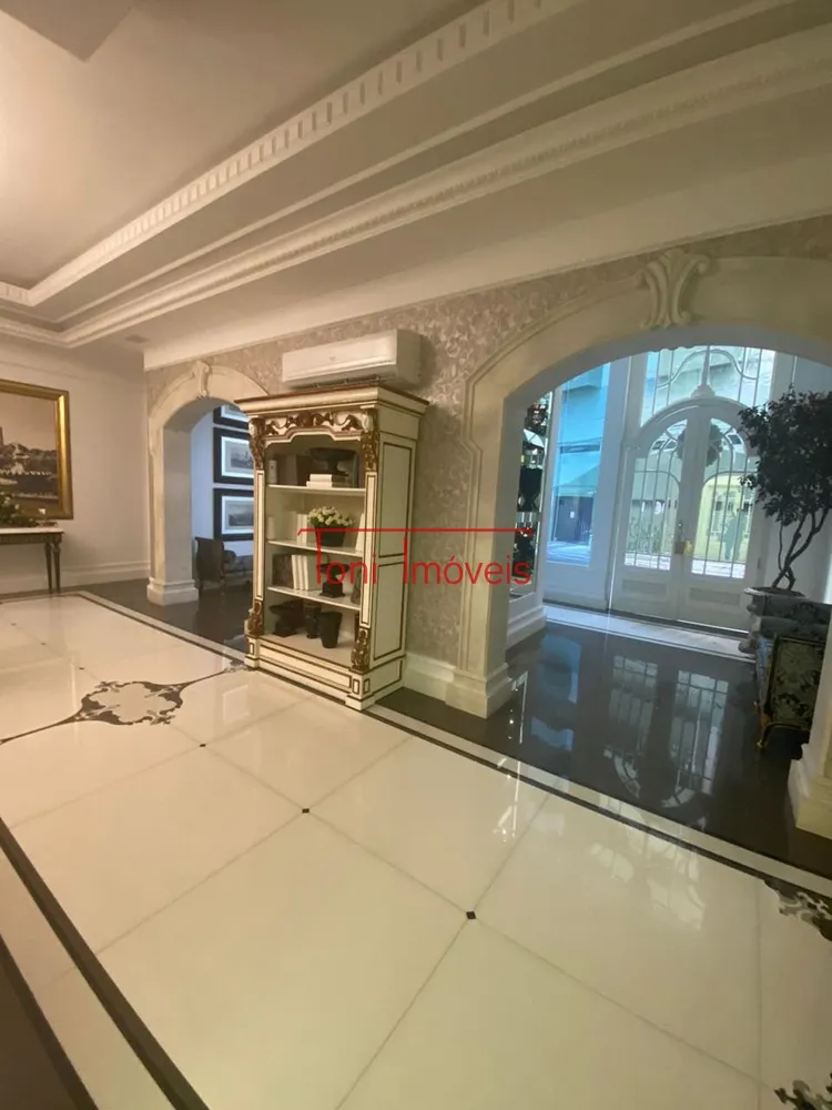 Apartamento, 3 quartos, 140 m² - Foto 2