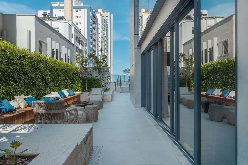Apartamento, 3 quartos, 221 m² - Foto 1