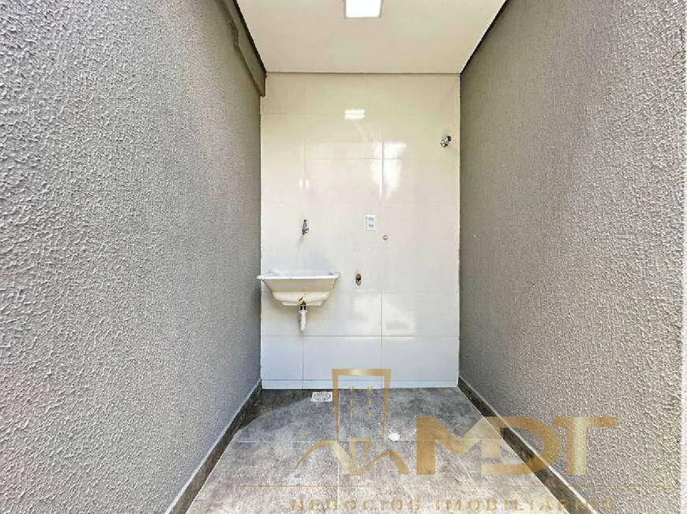 Casa, 3 quartos, 168 m² - Foto 1