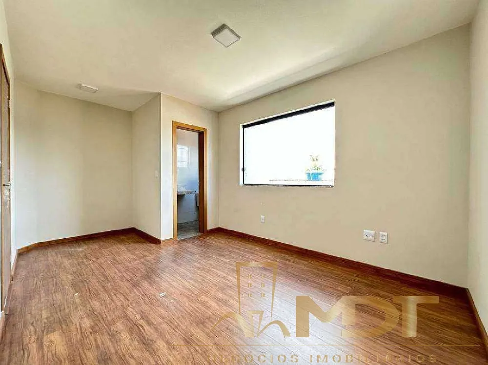 Casa, 3 quartos, 168 m² - Foto 2