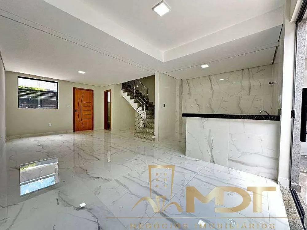 Casa, 3 quartos, 168 m² - Foto 1