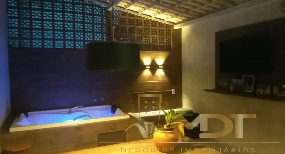 Casa, 3 quartos, 180 m² - Foto 1