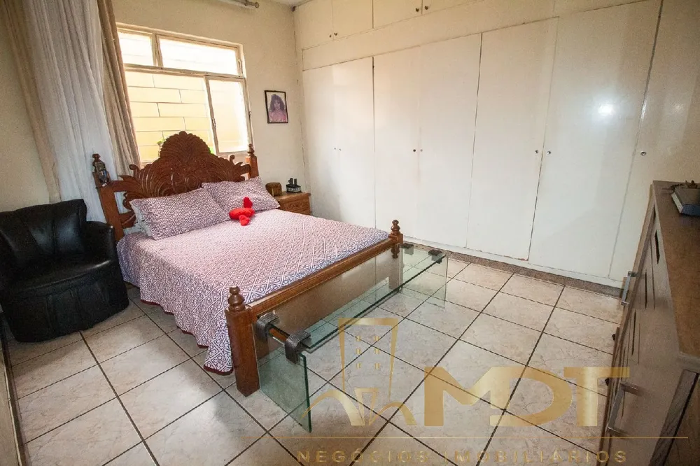 Casa, 4 quartos, 250 m² - Foto 7