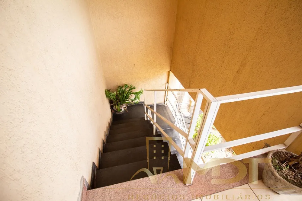 Casa, 4 quartos, 250 m² - Foto 11
