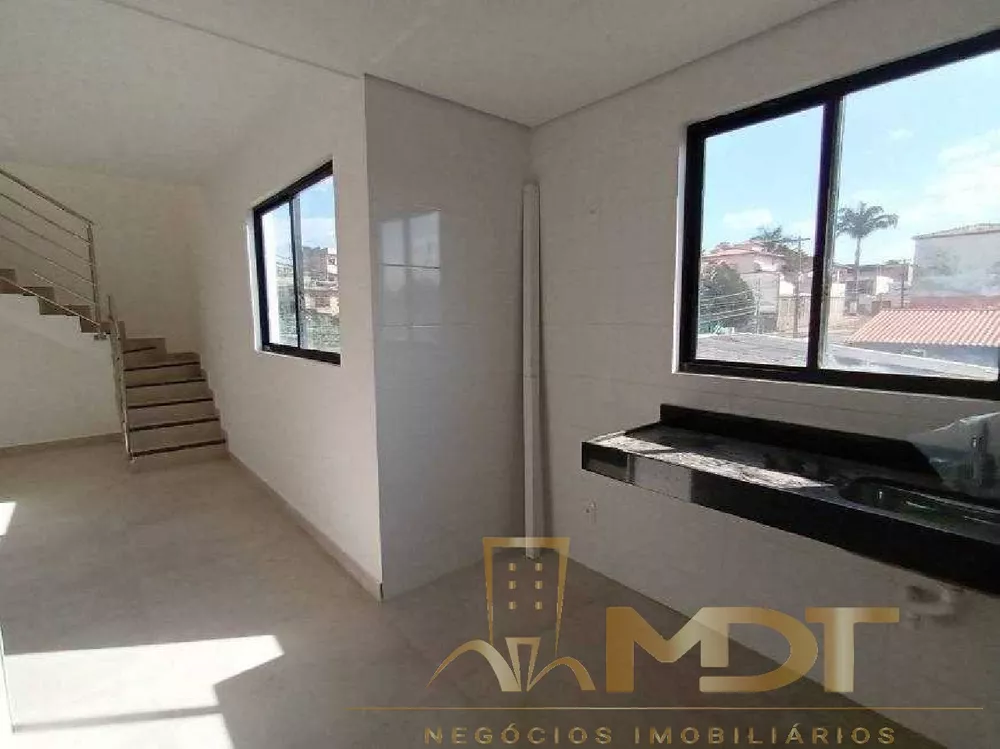 Cobertura à venda com 3 quartos, 118m² - Foto 2