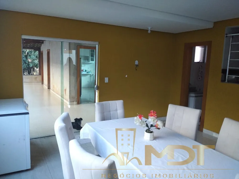 Casa, 4 quartos, 300 m² - Foto 4