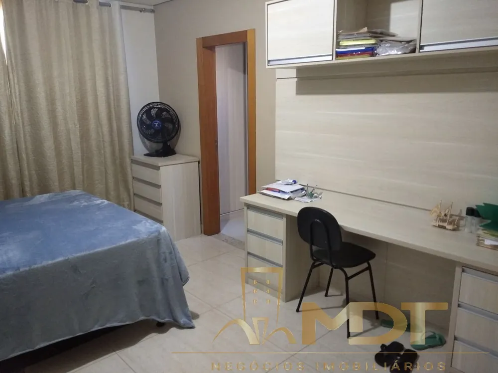 Casa, 4 quartos, 300 m² - Foto 3