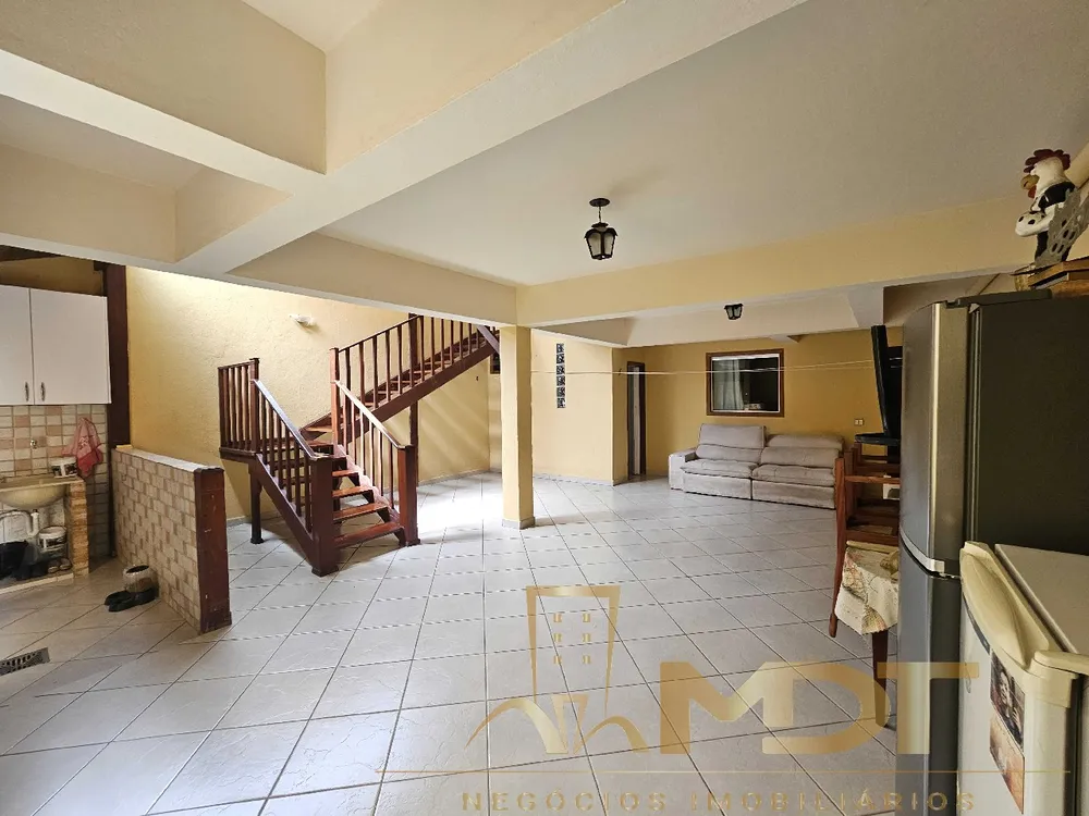 Casa, 4 quartos, 145 m² - Foto 2