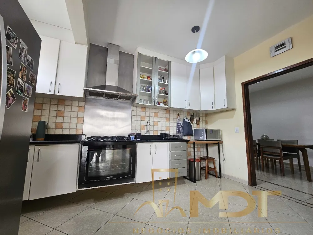 Casa, 4 quartos, 145 m² - Foto 3