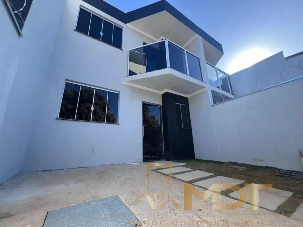 Casa, 3 quartos, 154 m² - Foto 1