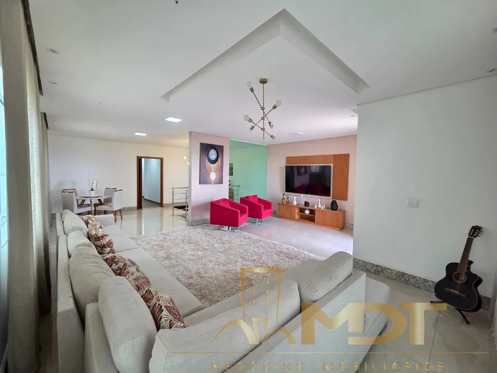 Casa, 5 quartos, 660 m² - Foto 1