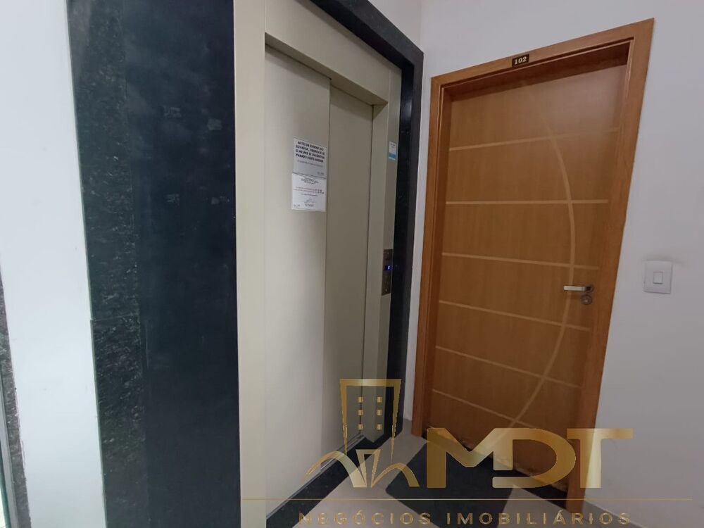 Cobertura à venda com 2 quartos, 64m² - Foto 1