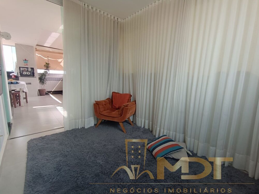 Cobertura à venda com 2 quartos, 64m² - Foto 8