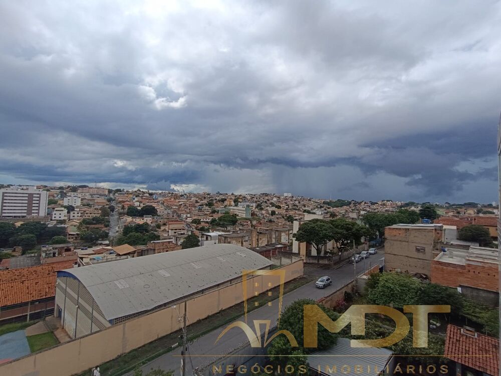 Cobertura à venda com 2 quartos, 64m² - Foto 2