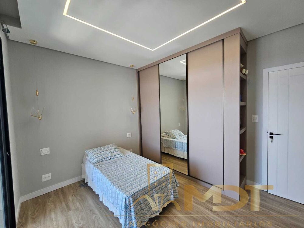 Casa, 5 quartos, 310 m² - Foto 4