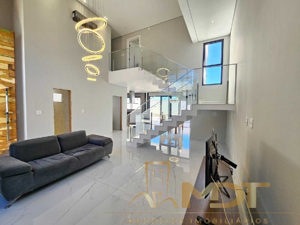 Casa, 5 quartos, 310 m² - Foto 1