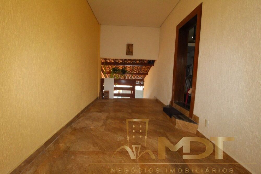 Casa, 5 quartos, 220 m² - Foto 5