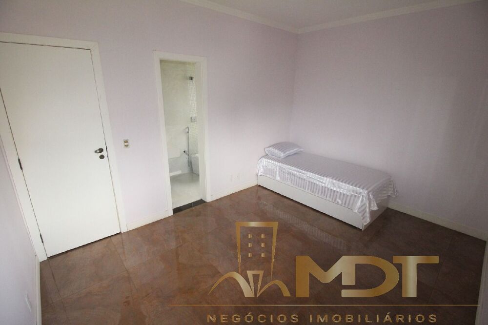 Casa, 5 quartos, 220 m² - Foto 10