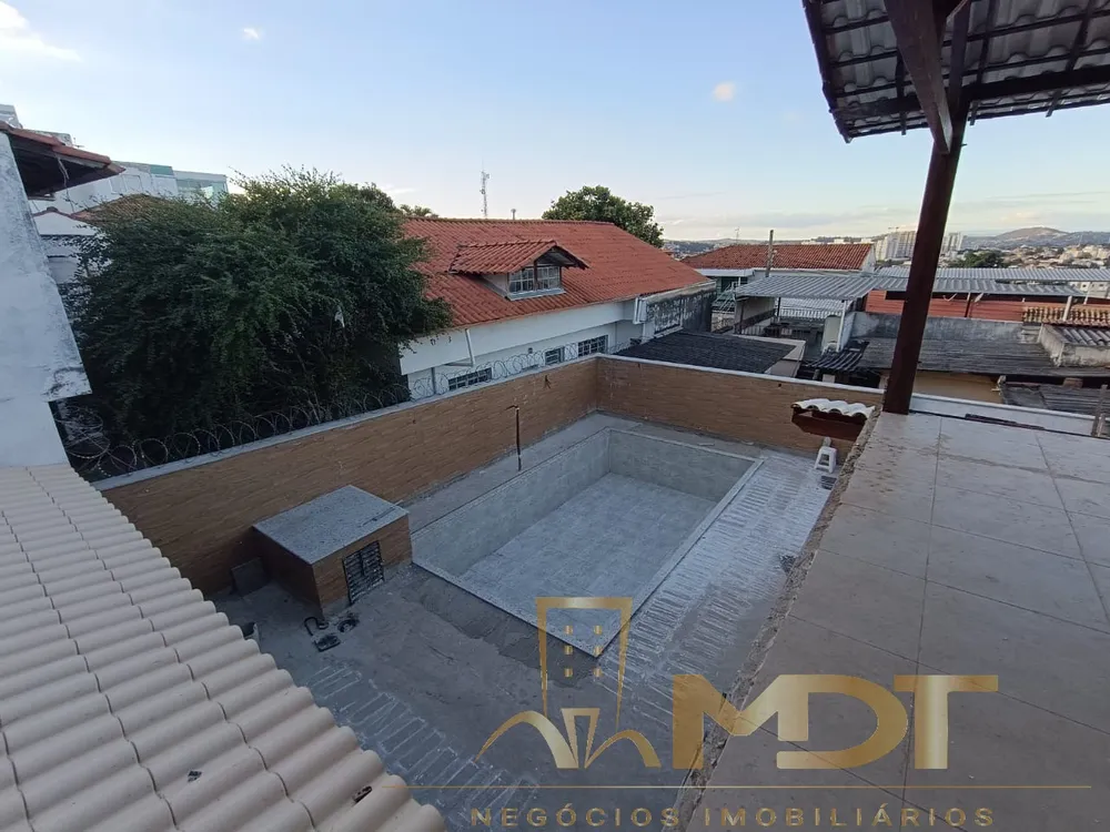 Casa, 7 quartos, 300 m² - Foto 5