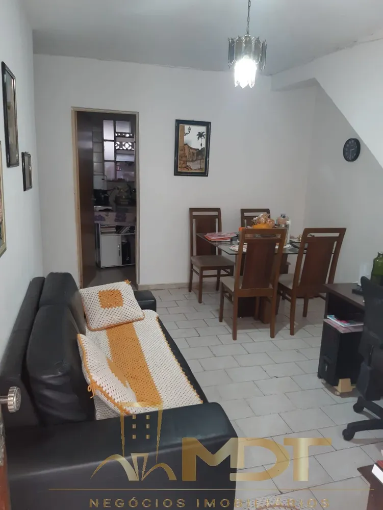 Casa, 2 quartos, 52 m² - Foto 1