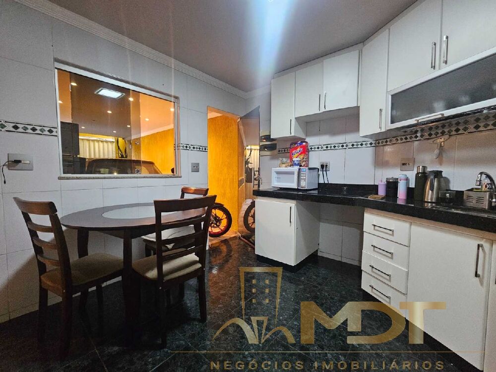 Casa, 3 quartos, 136 m² - Foto 2