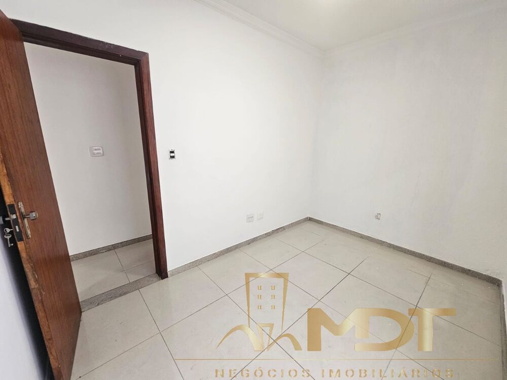 Casa, 4 quartos, 200 m² - Foto 1