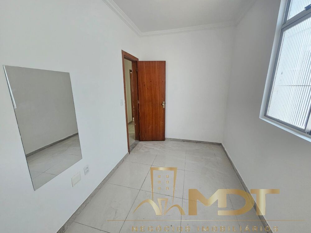 Casa, 4 quartos, 200 m² - Foto 4