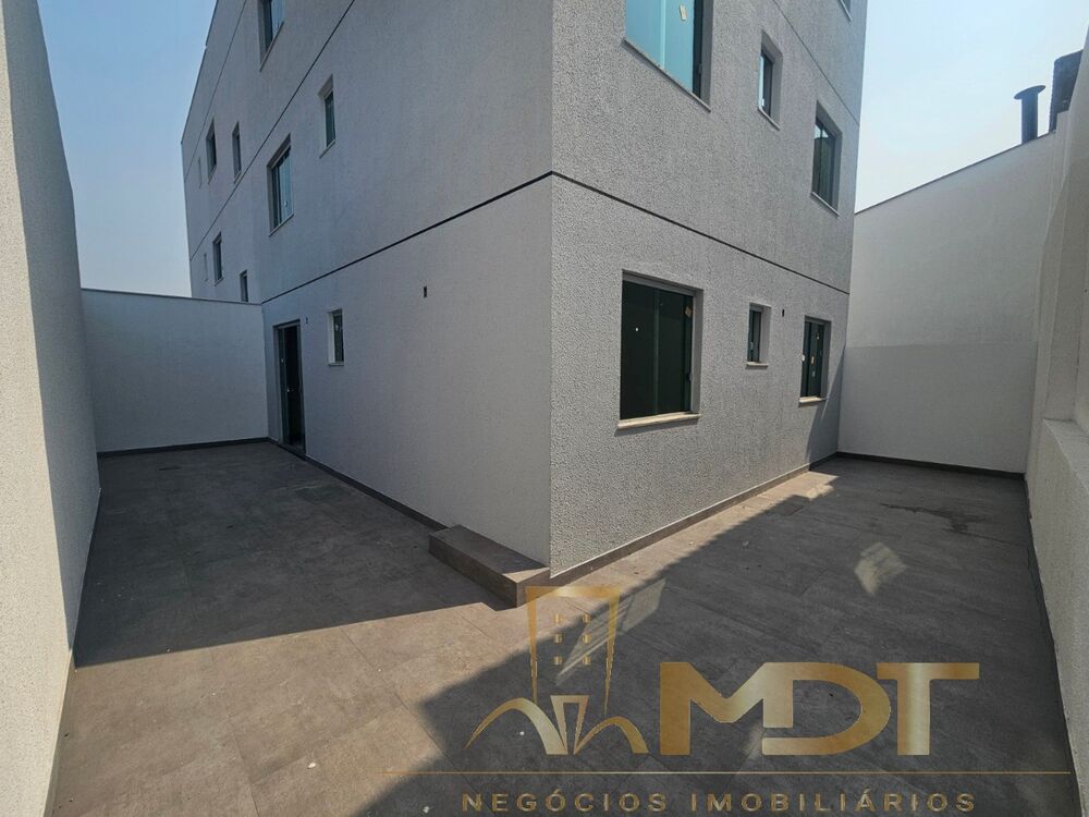 Apartamento, 3 quartos, 130 m² - Foto 1