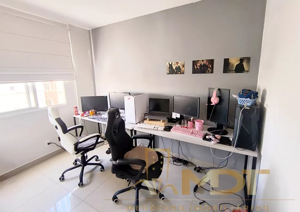 Apartamento à venda com 3 quartos, 65m² - Foto 4