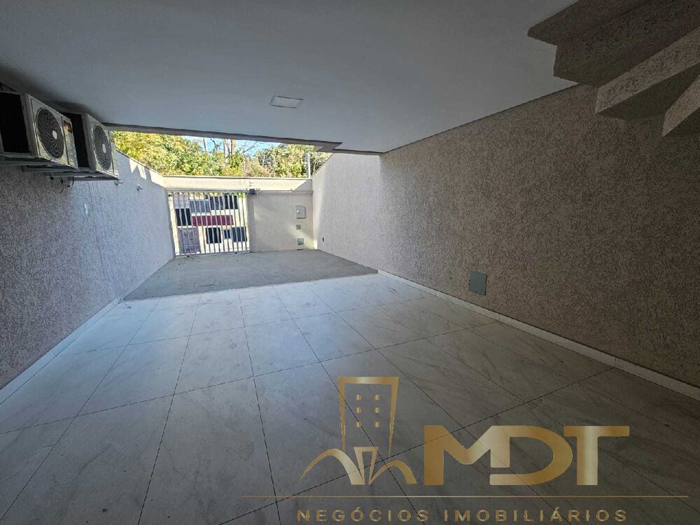 Casa, 3 quartos, 190 m² - Foto 1