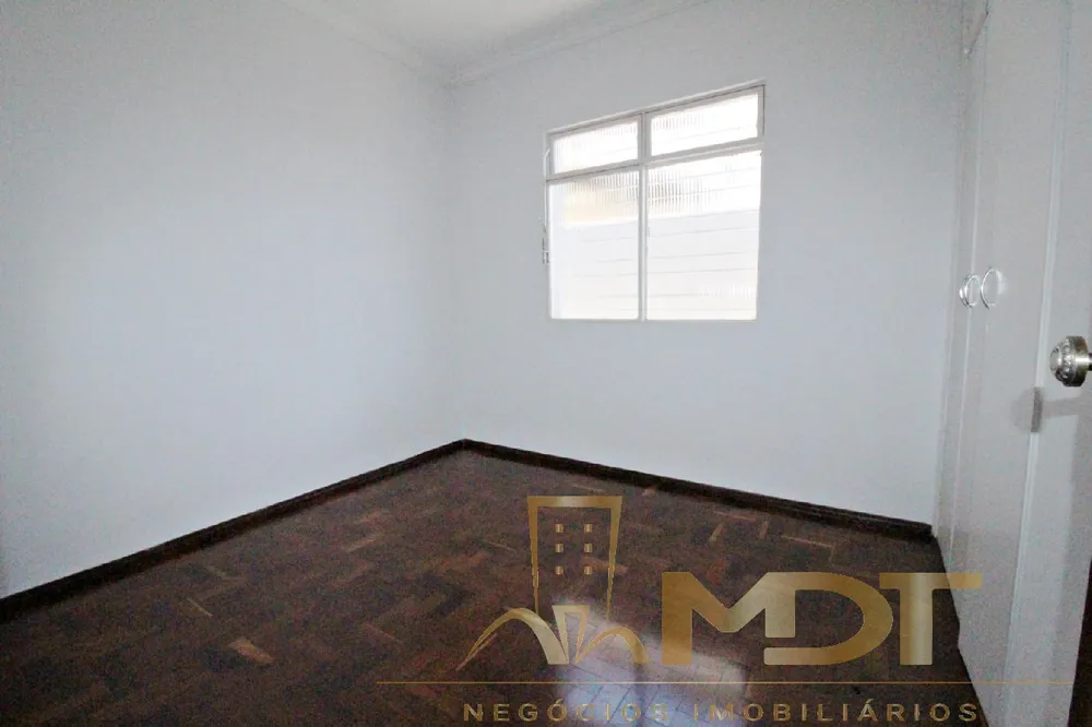 Casa, 4 quartos, 141 m² - Foto 4