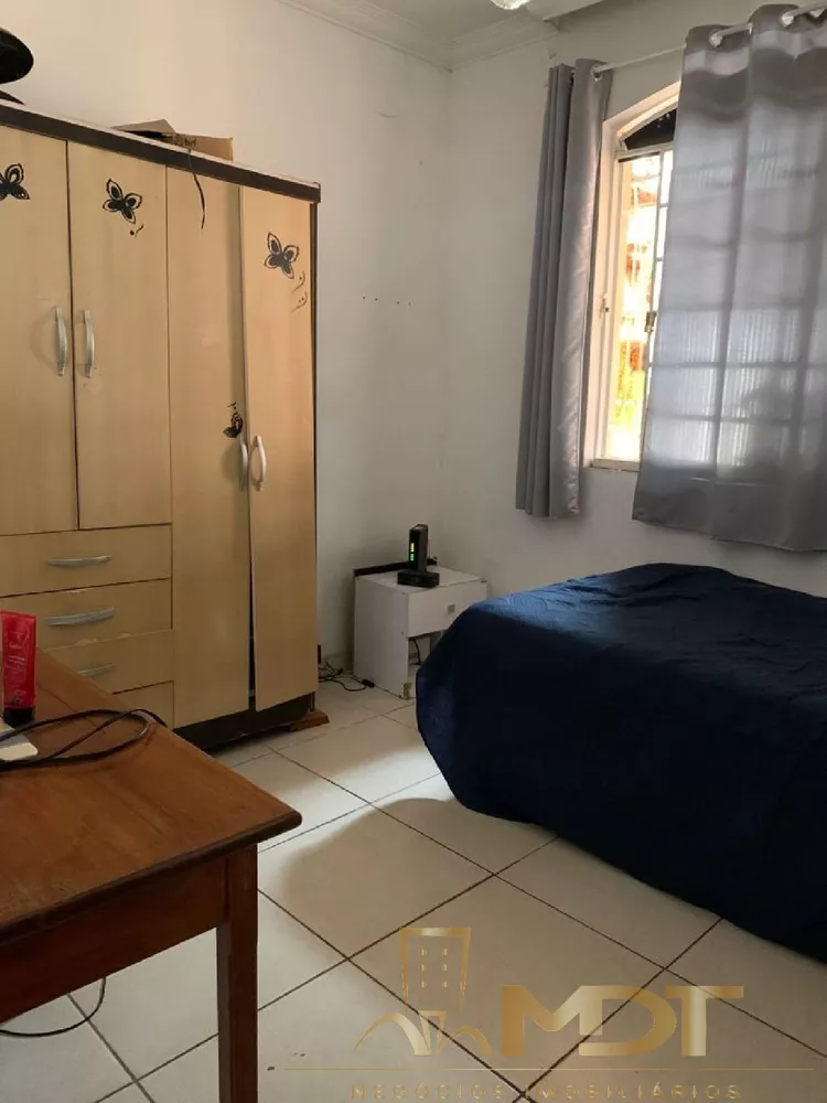 Casa à venda com 3 quartos, 120m² - Foto 2