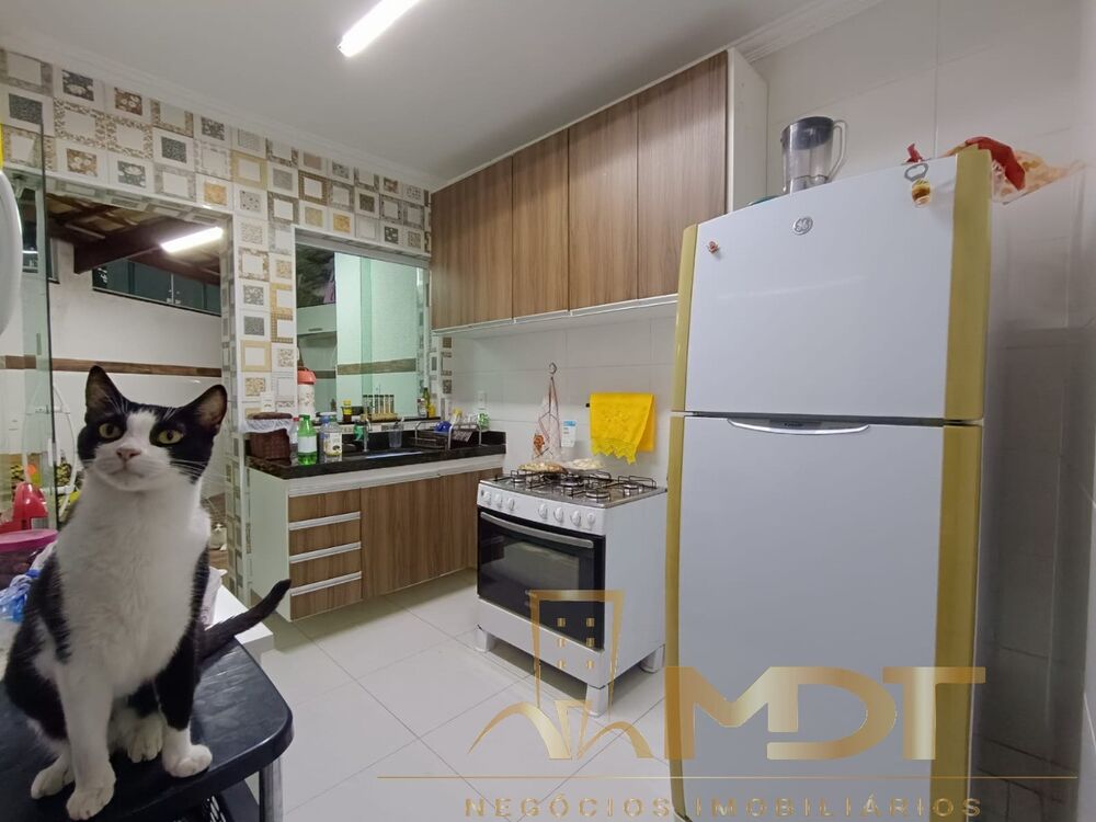 Casa, 2 quartos, 73 m² - Foto 1