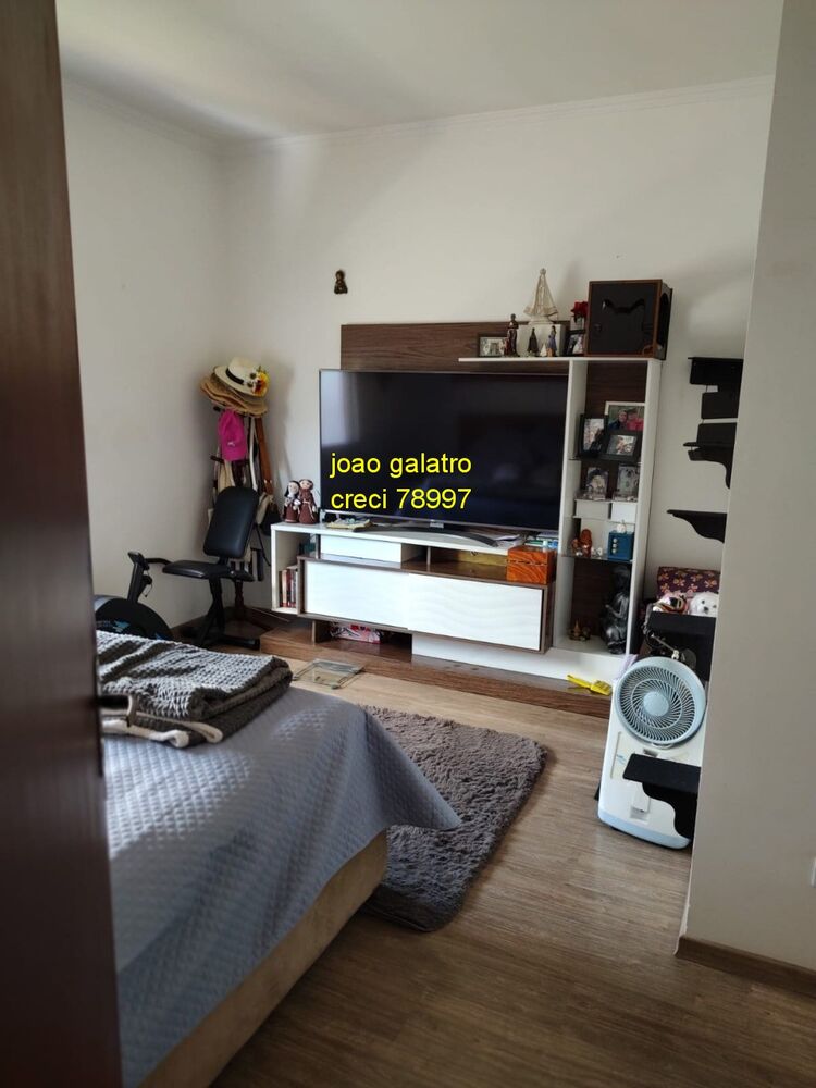 Casa, 3 quartos, 240 m² - Foto 27
