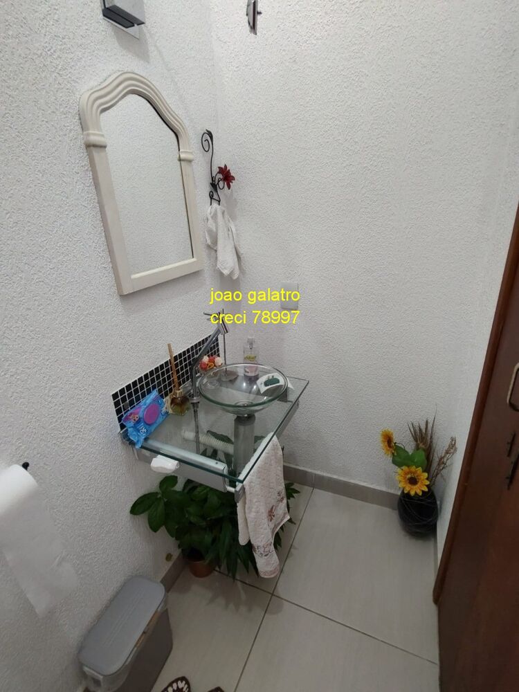Casa, 3 quartos, 240 m² - Foto 33