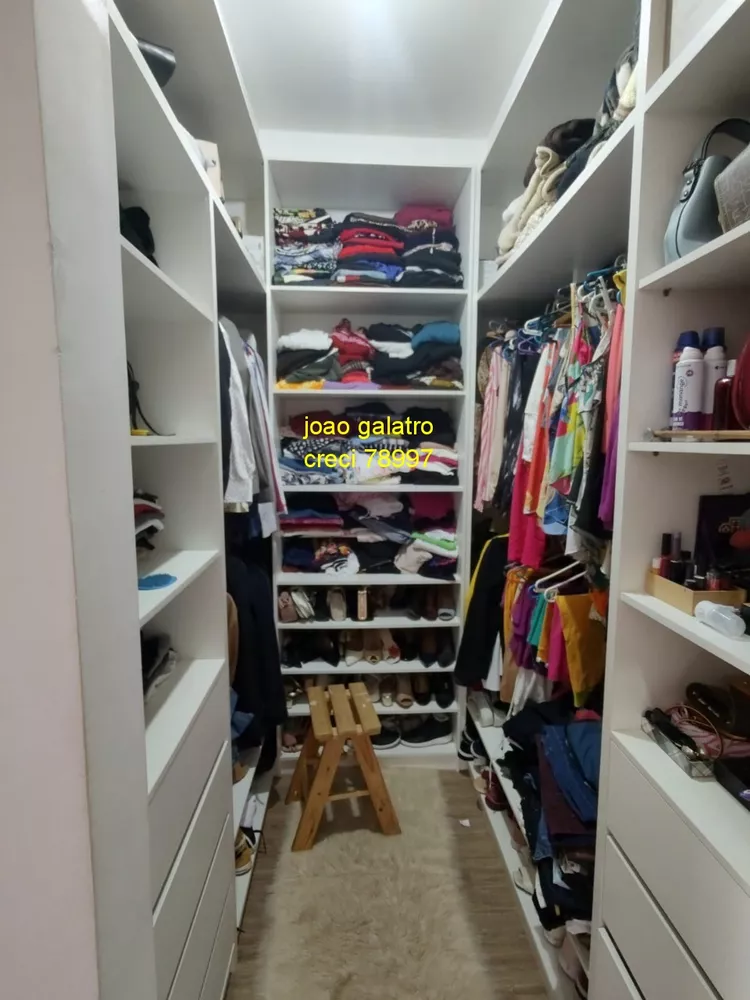 Casa, 3 quartos, 240 m² - Foto 1