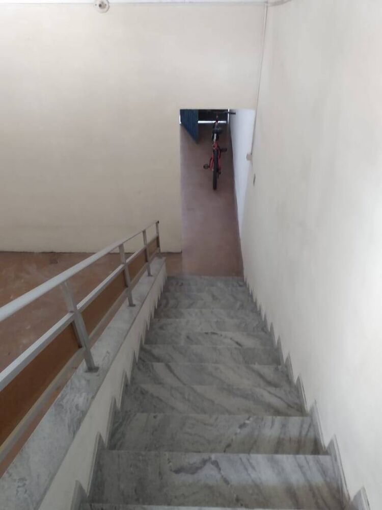 Conjunto Comercial-Sala à venda e aluguel com 6 quartos - Foto 1