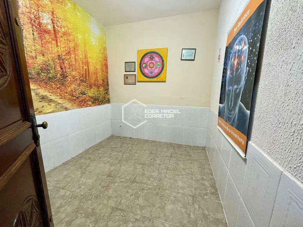 Casa, 6 quartos, 188 m² - Foto 3