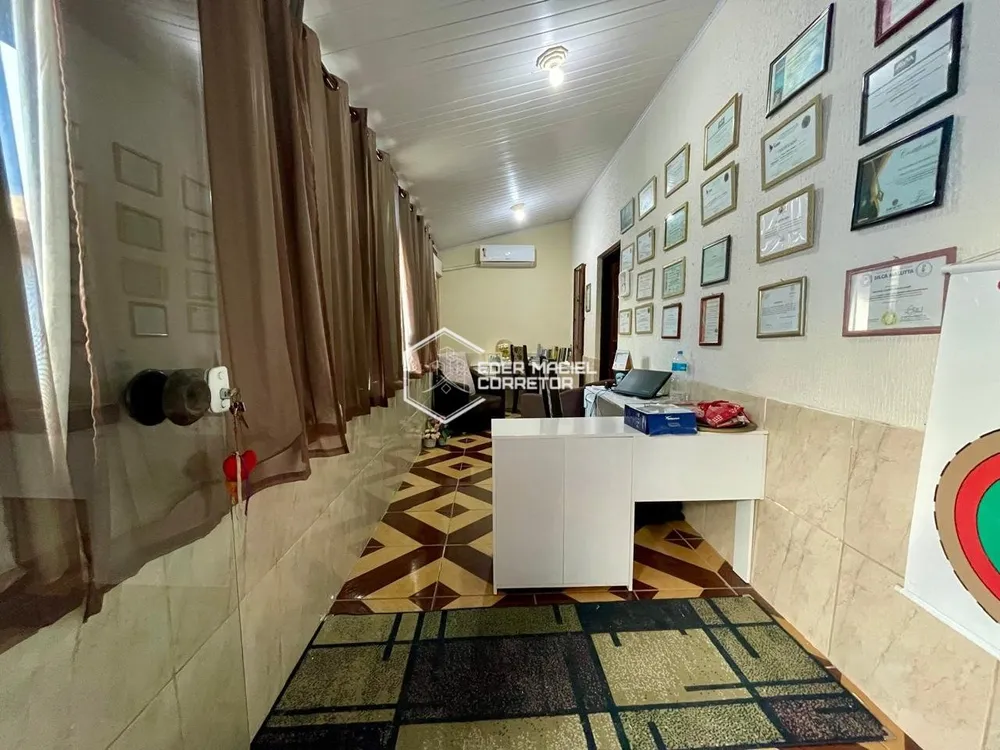 Casa, 6 quartos, 188 m² - Foto 2