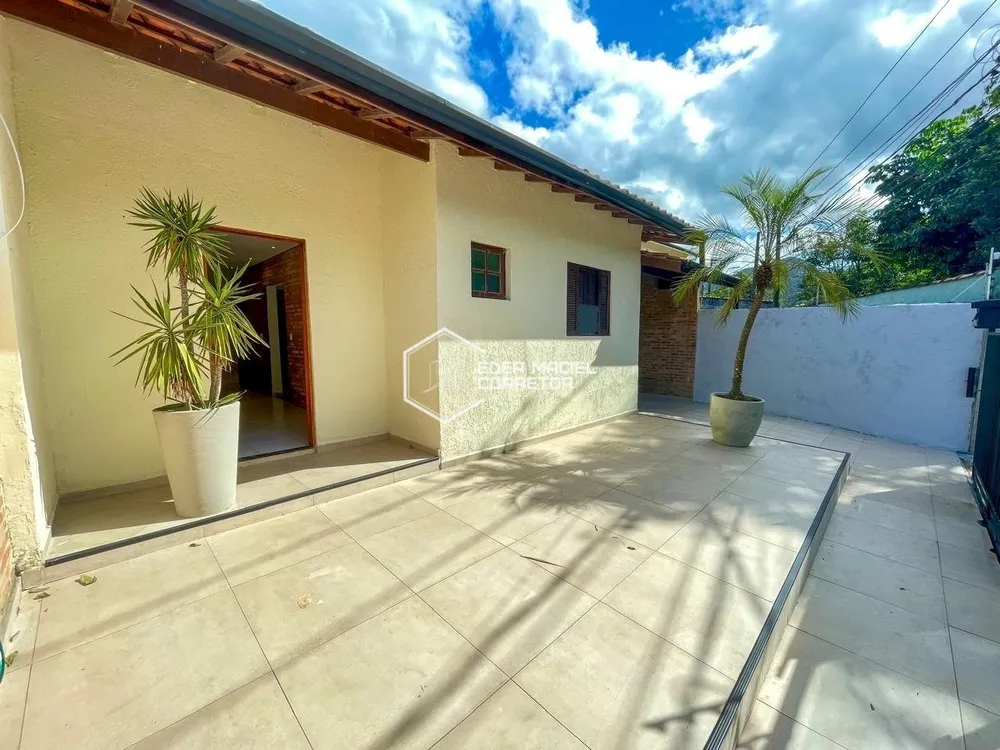 Casa, 3 quartos - Foto 2