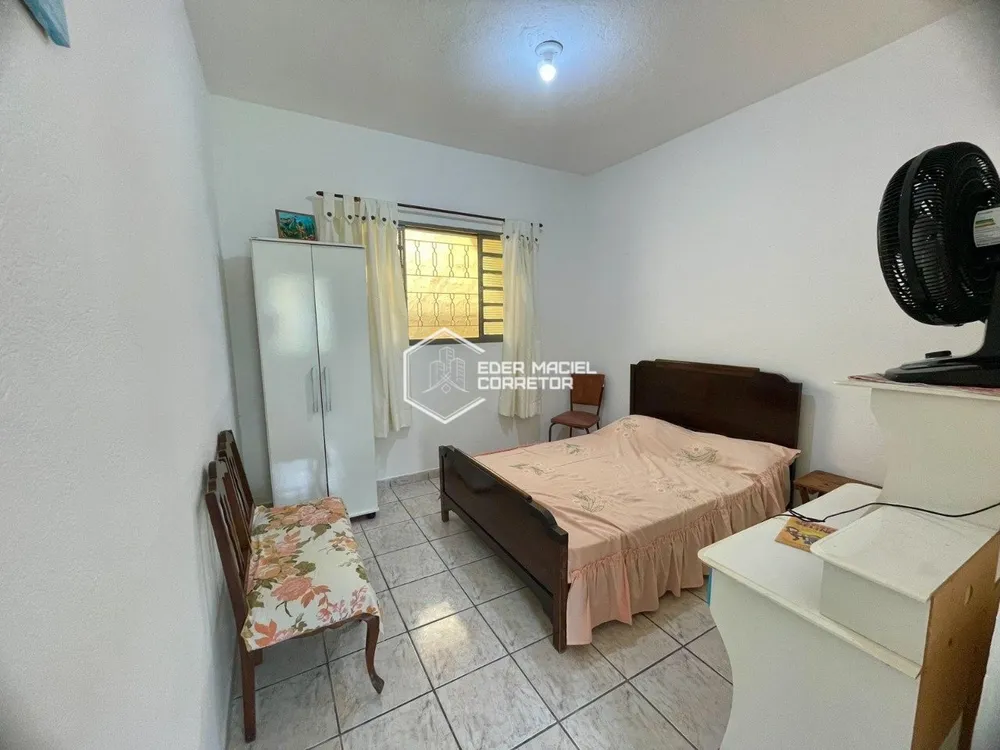 Casa, 4 quartos, 183 m² - Foto 1