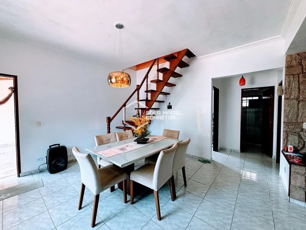 Sobrado, 3 quartos, 182 m² - Foto 2