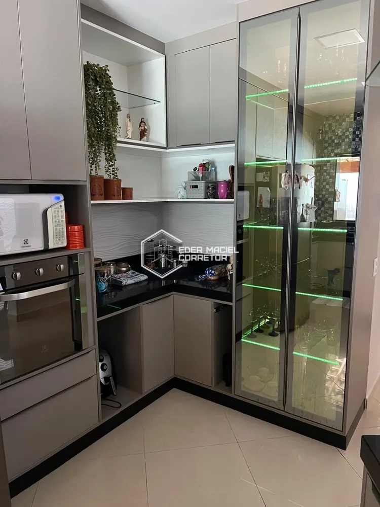 Sobrado, 5 quartos, 266 m² - Foto 4