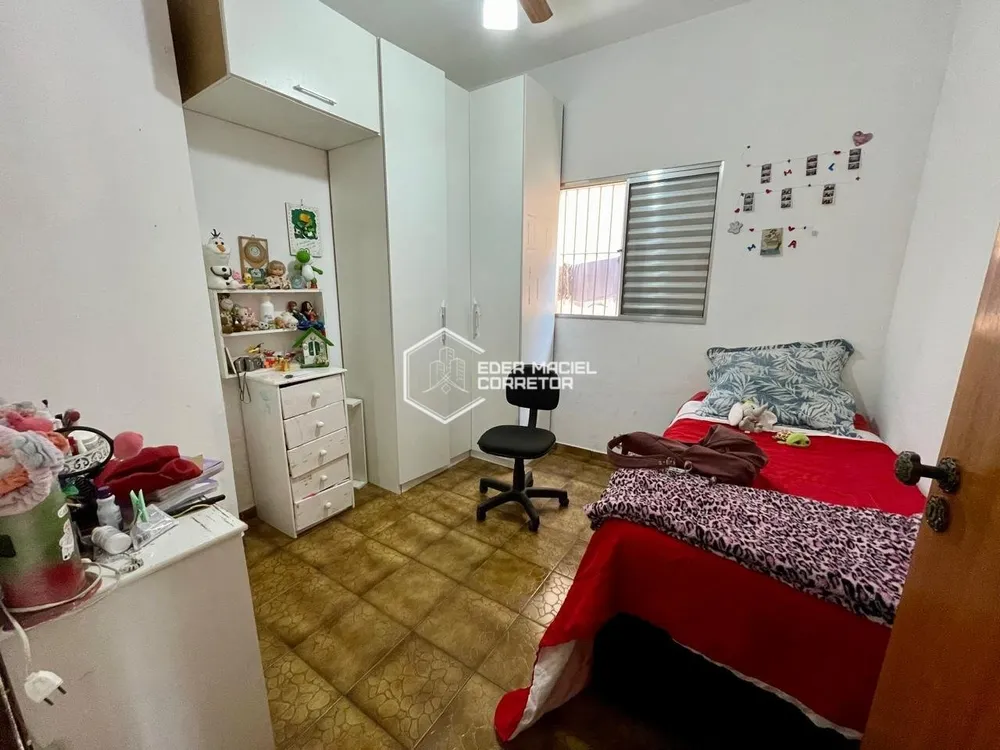 Casa, 5 quartos, 253 m² - Foto 8