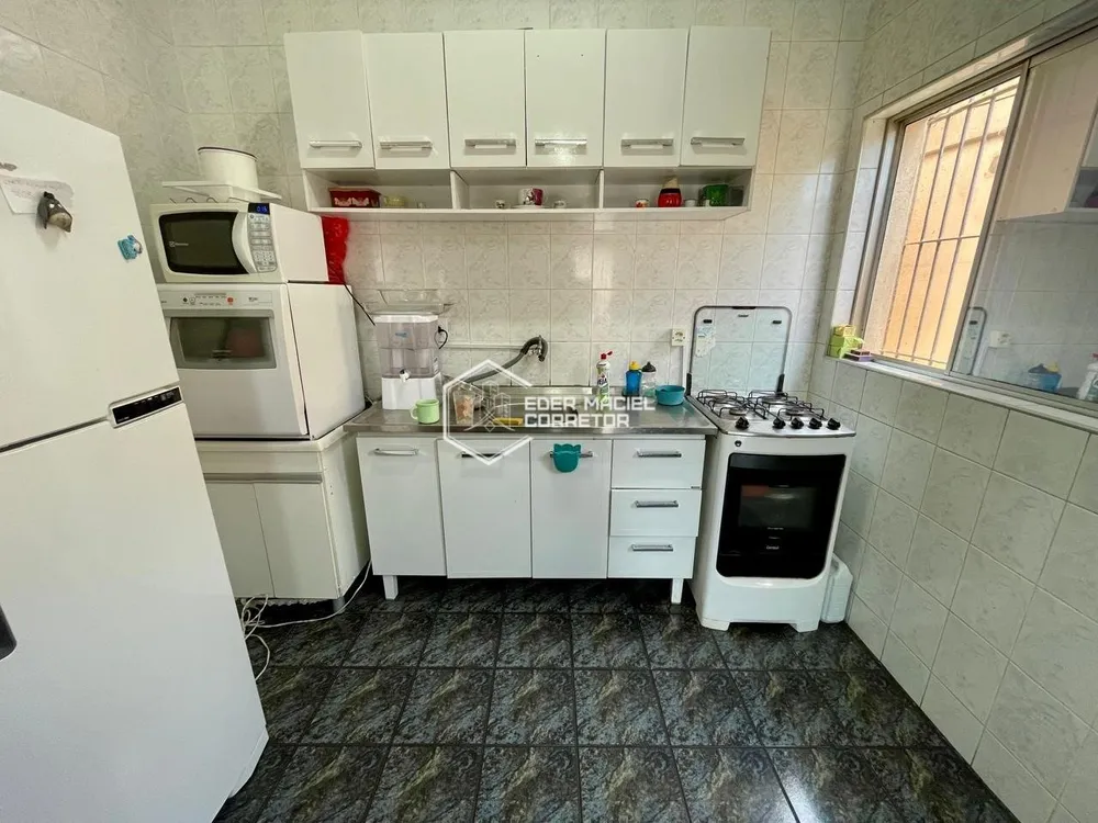 Casa, 5 quartos, 253 m² - Foto 4