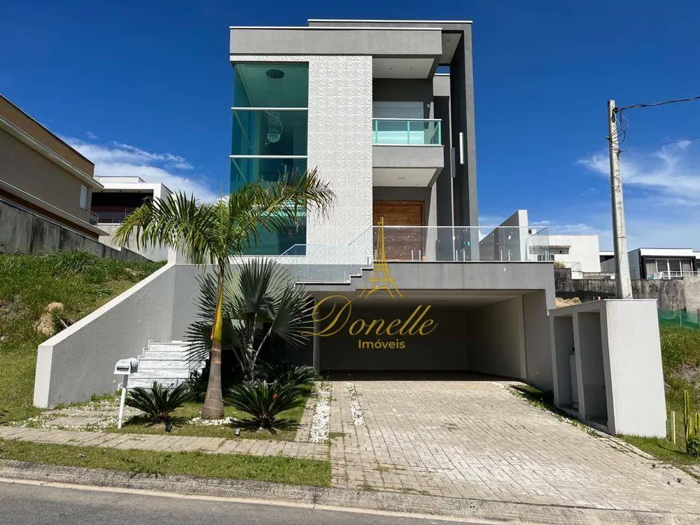 Sobrado, 4 quartos, 350 m² - Foto 1
