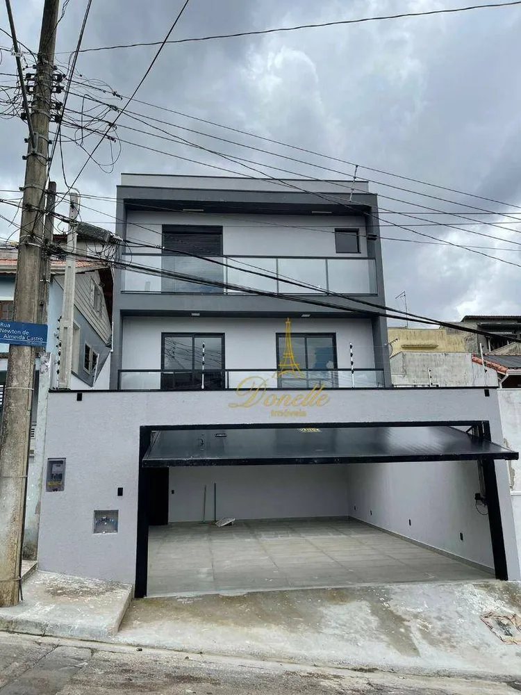 Sobrado, 3 quartos, 180 m² - Foto 1