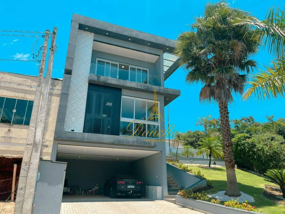 Sobrado, 3 quartos, 350 m² - Foto 1